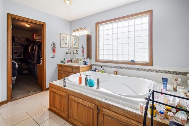 40 SW BB Highway 1, Warrensburg, MO 64093