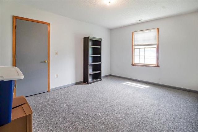 40 SW BB Highway 1, Warrensburg, MO 64093