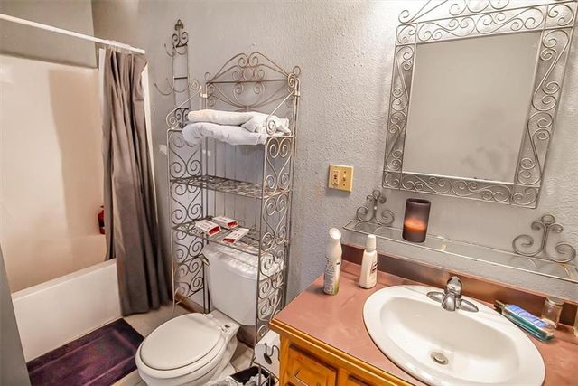 40 SW BB Highway 1, Warrensburg, MO 64093