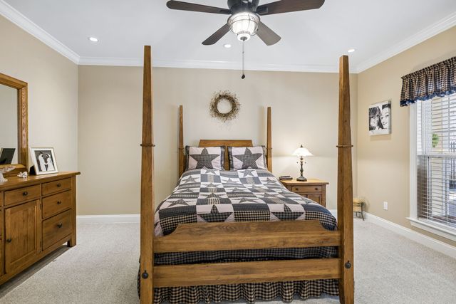 4016 St Andrews Ln, Spring Hill, TN 37174