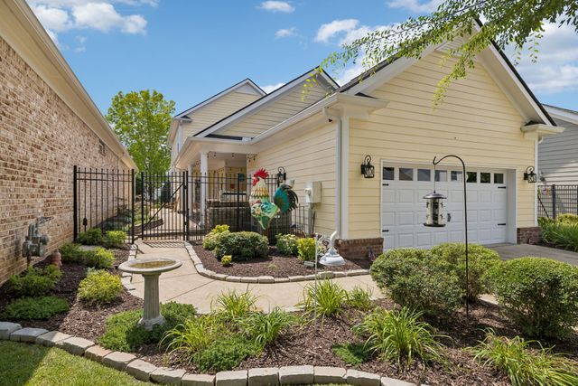 4016 St Andrews Ln, Spring Hill, TN 37174