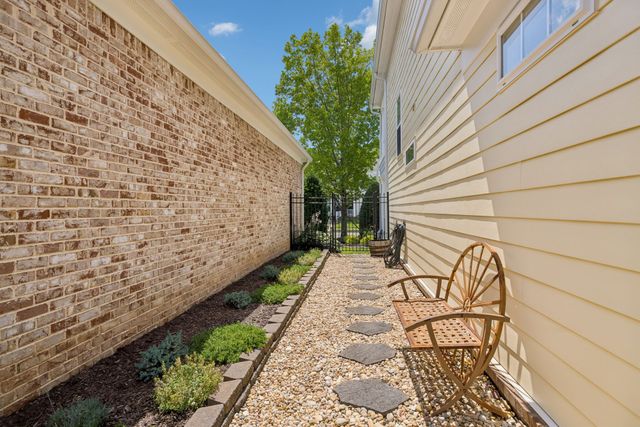 4016 St Andrews Ln, Spring Hill, TN 37174