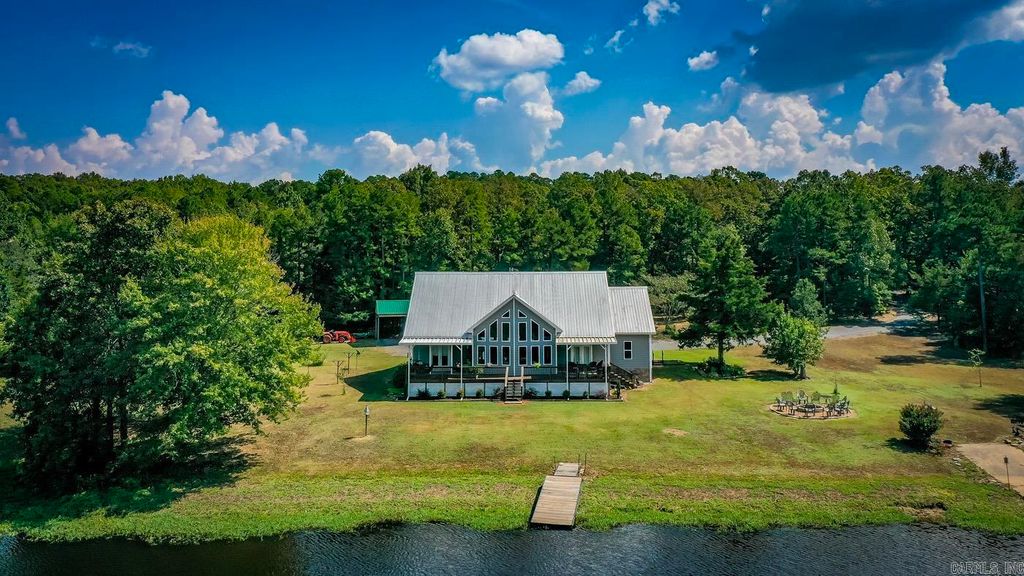 55 Christopher Dr., Quitman, AR 72131