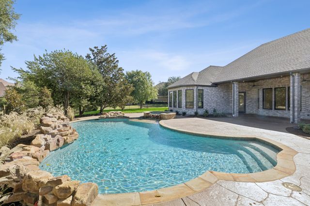 871 Beechwood Lane, Fairview, TX 75069