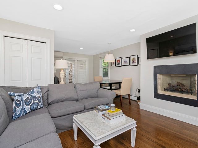 17 Sackville Street 2, Boston, MA 02129