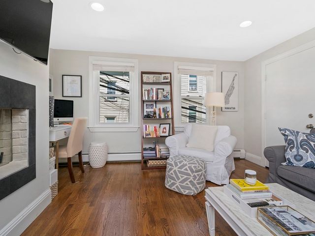 17 Sackville Street 2, Boston, MA 02129