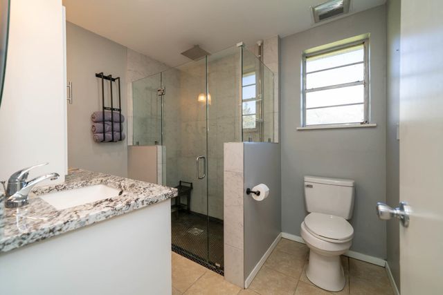 2318 Page Rd, Longview, TX 75601