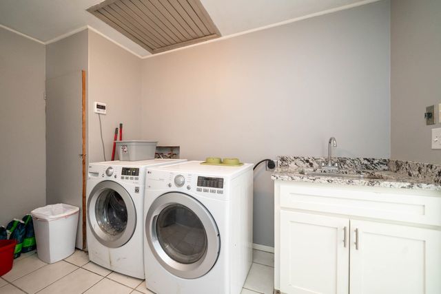 2318 Page Rd, Longview, TX 75601