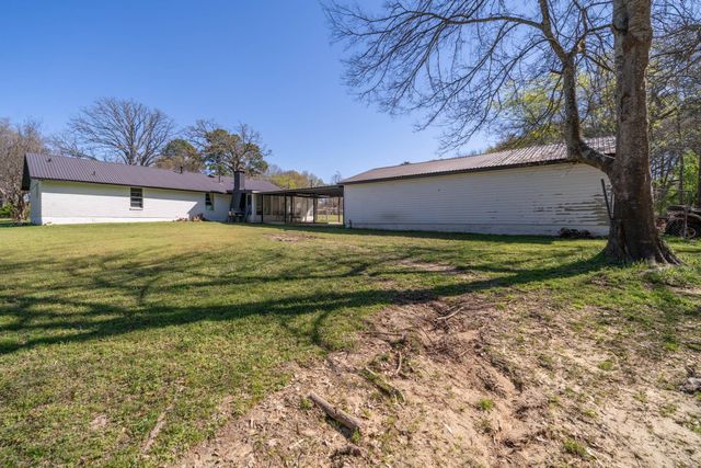 2318 Page Rd, Longview, TX 75601