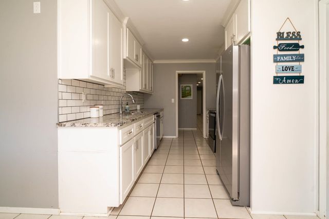 2318 Page Rd, Longview, TX 75601