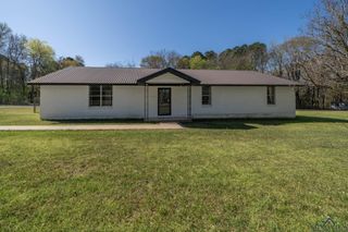 2318 Page Rd, Longview, TX 75601