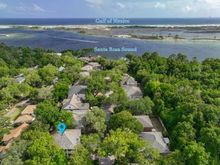 2 Plantation Oaks Drive, Mary Esther, FL 32569