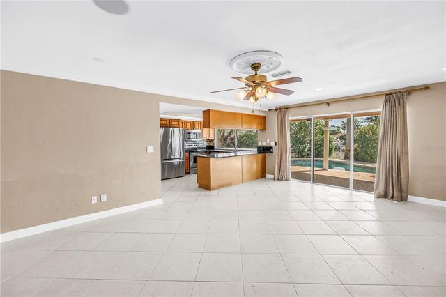 1820 TANGLEWOOD DRIVE NE, St Petersburg, FL 33702