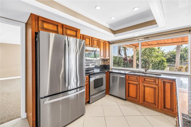 1820 TANGLEWOOD DRIVE NE, St Petersburg, FL 33702