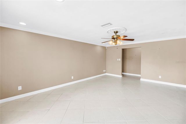 1820 TANGLEWOOD DRIVE NE, St Petersburg, FL 33702