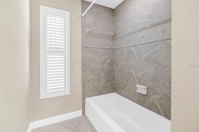 1820 TANGLEWOOD DRIVE NE, St Petersburg, FL 33702