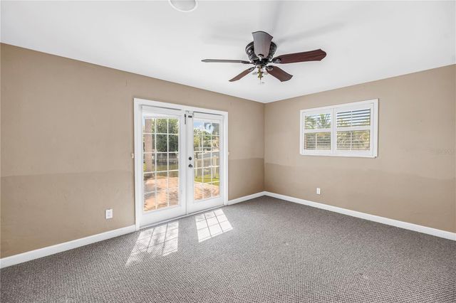 1820 TANGLEWOOD DRIVE NE, St Petersburg, FL 33702