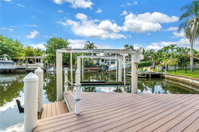 1820 TANGLEWOOD DRIVE NE, St Petersburg, FL 33702