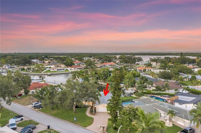 1820 TANGLEWOOD DRIVE NE, St Petersburg, FL 33702