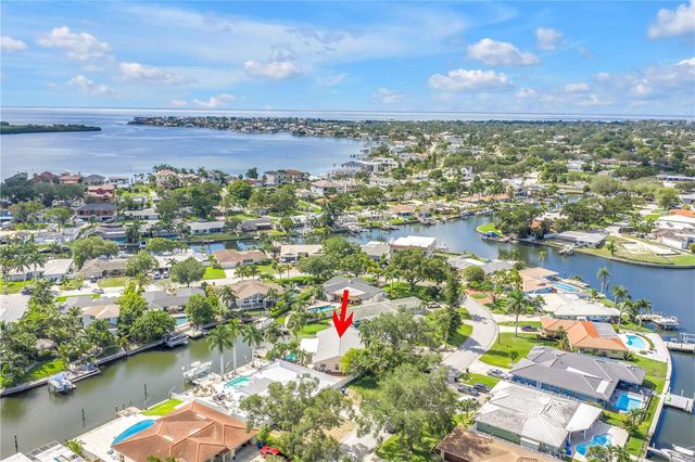 1820 TANGLEWOOD DRIVE NE, St Petersburg, FL 33702