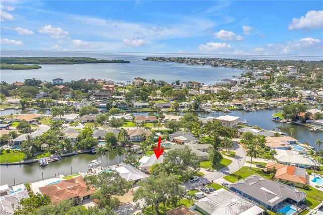 1820 TANGLEWOOD DRIVE NE, St Petersburg, FL 33702