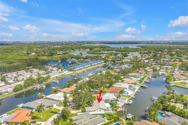 1820 TANGLEWOOD DRIVE NE, St Petersburg, FL 33702