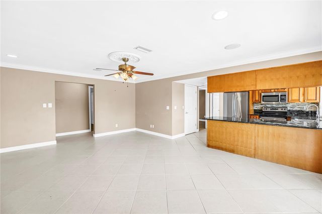 1820 TANGLEWOOD DRIVE NE, St Petersburg, FL 33702