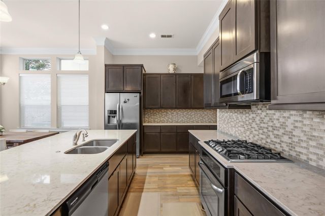 1415 Devonshire Manor Lane, Houston, TX 77055