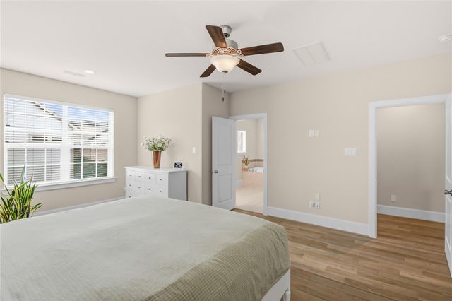 1415 Devonshire Manor Lane, Houston, TX 77055