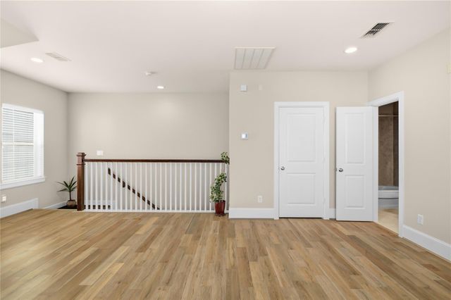 1415 Devonshire Manor Lane, Houston, TX 77055