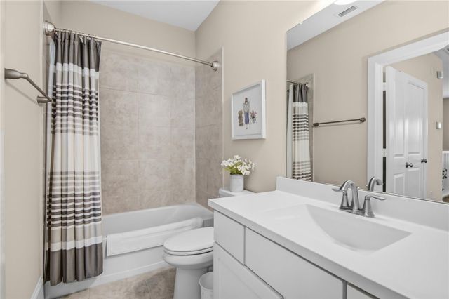 1415 Devonshire Manor Lane, Houston, TX 77055