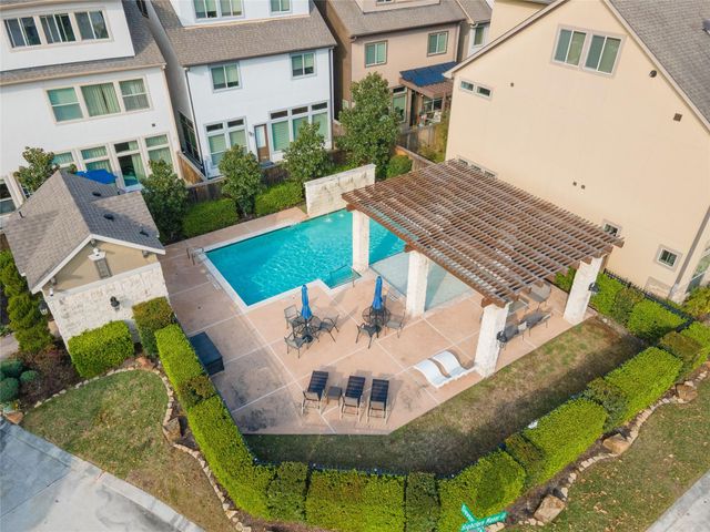 1415 Devonshire Manor Lane, Houston, TX 77055