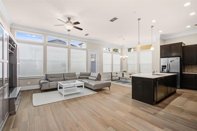 1415 Devonshire Manor Lane, Houston, TX 77055