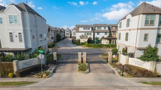 1415 Devonshire Manor Lane, Houston, TX 77055