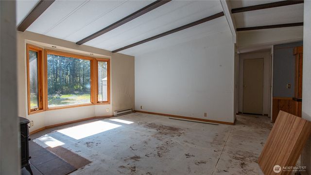 11968 Airport Cutoff Road, Port Townsend, WA 98368