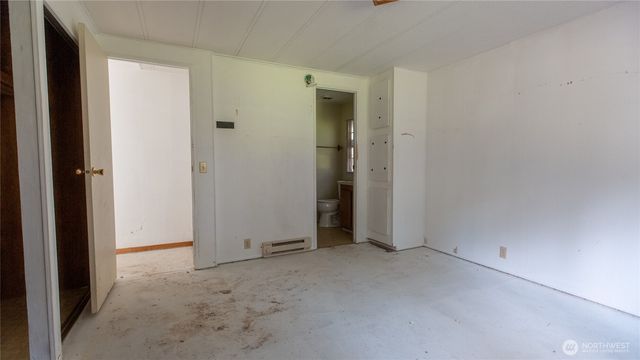 11968 Airport Cutoff Road, Port Townsend, WA 98368