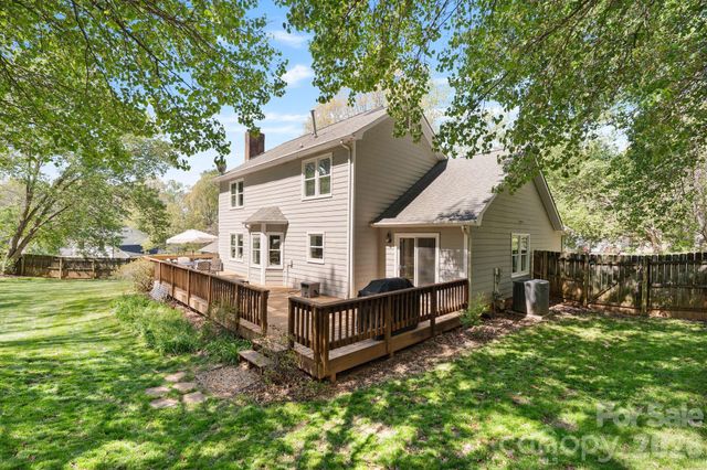 110 Steuben Drive, Huntersville, NC 28078