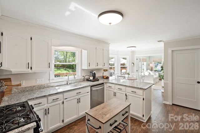 110 Steuben Drive, Huntersville, NC 28078