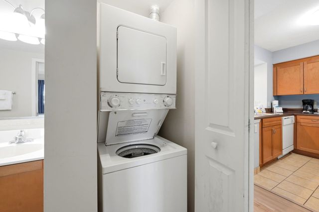 2100 Sea Mountain Hwy Unit 522, North Myrtle Beach, SC 29582
