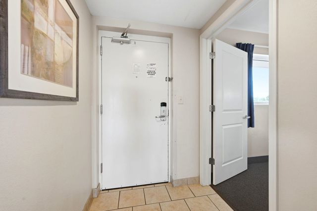 2100 Sea Mountain Hwy Unit 522, North Myrtle Beach, SC 29582