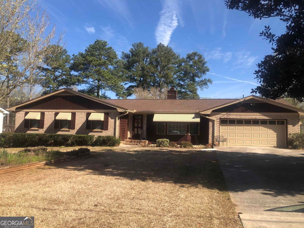 2160 Pinewood Drive, Covington, GA 30016 — exterior