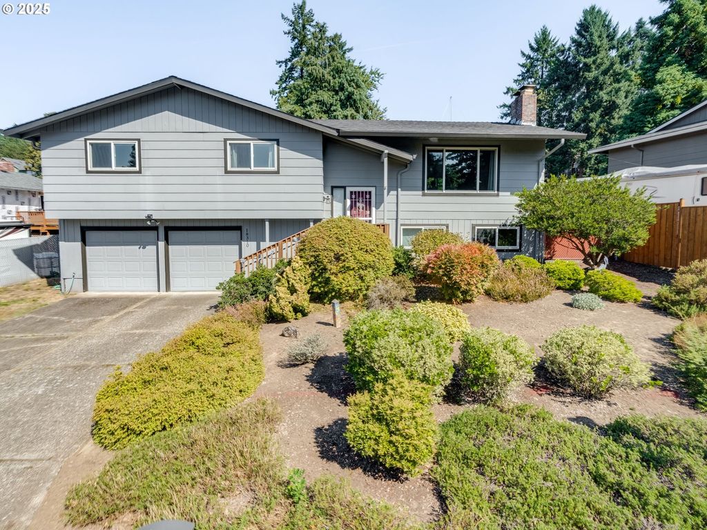 18310 FRANKLIN Way, Gladstone, OR 97027