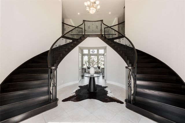 10611 N Sunrise Shores Lane, Cypress, TX 77433