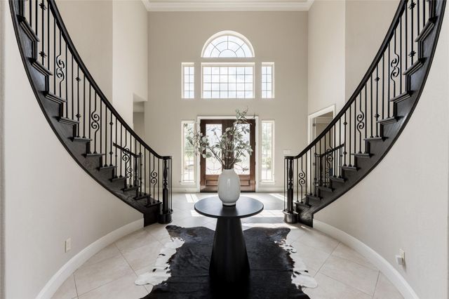10611 N Sunrise Shores Lane, Cypress, TX 77433