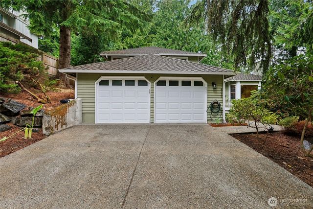 4315 210th Place NE, Sammamish, WA 98074