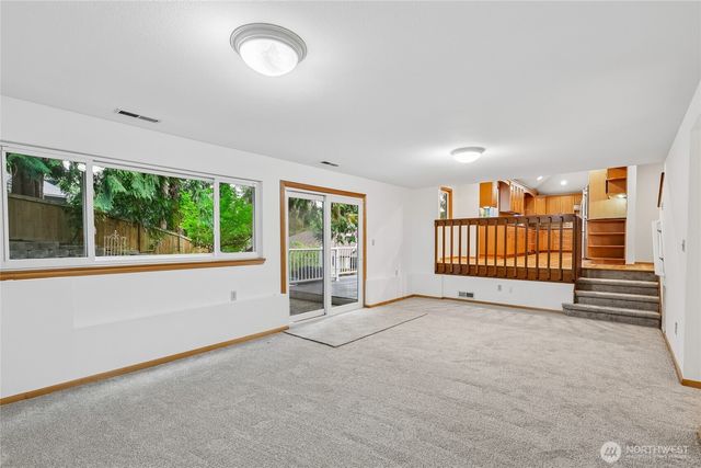 4315 210th Place NE, Sammamish, WA 98074
