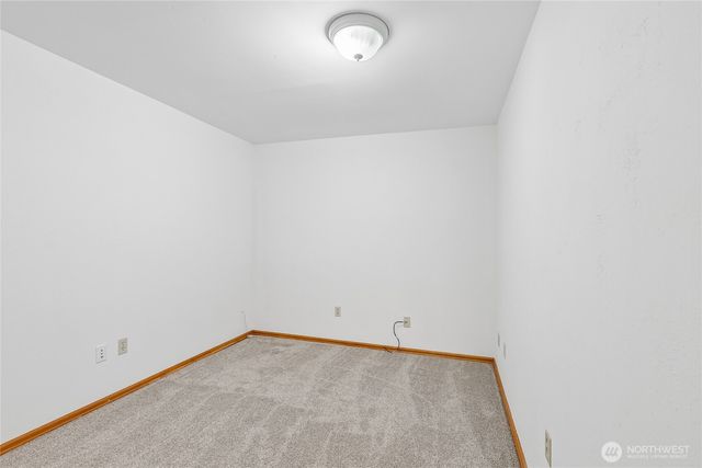 4315 210th Place NE, Sammamish, WA 98074