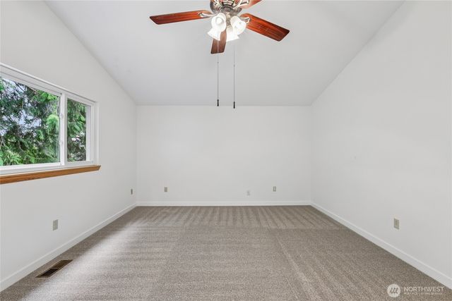 4315 210th Place NE, Sammamish, WA 98074