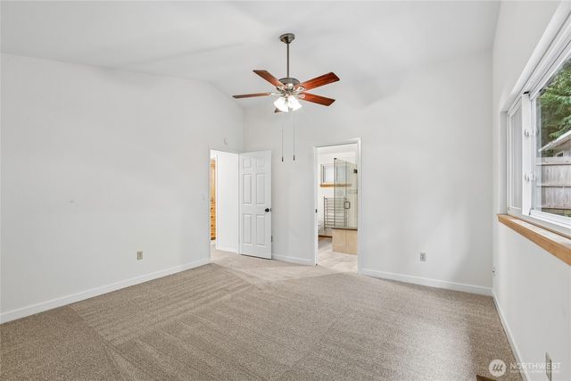 4315 210th Place NE, Sammamish, WA 98074