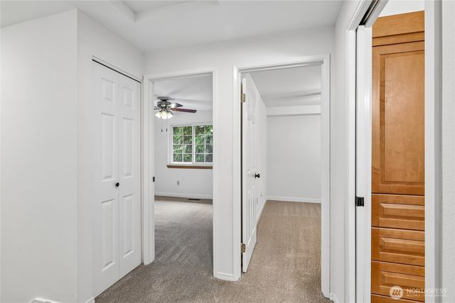 4315 210th Place NE, Sammamish, WA 98074